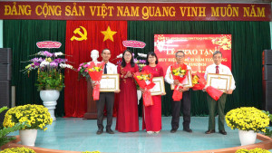 Phường Bình Lộc - Họp mặt kỷ niệm 96 năm ngày thành lập Đảng Cộng sản Việt Nam 03/02/1930 - 03/02/2026, mừng Xuân Bính Ngọ 2026 và trao Huy hiệu Đảng đợt 03/02