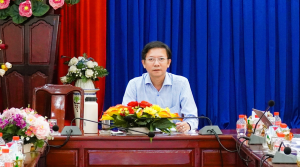 CHỦ TỊCH UBND PHƯỜNG ĐẶNG HOÀNG THÁI DỰ HỘI NGHỊ TRỰC TUYẾN UBND TỈNH