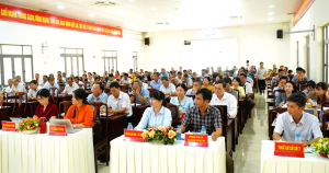 PHƯỜNG BÌNH LONG GIAO BAN KHU PHỐ, ẤP VÀ CÁC TRƯỜNG HỌC