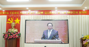 CÁN BỘ, ĐẢNG VIÊN PHƯỜNG BÌNH LONG DỰ HỘI NGHỊ TOÀN QUỐC QUÁN TRIỆT VÀ TRIỂN KHAI CÁC NGHỊ QUYẾT CỦA BỘ CHÍNH TRỊ