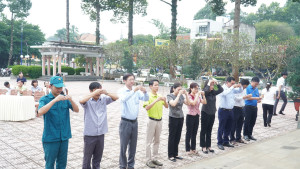 Bình Long phát động ngày lao động tình nguyện “vì một Bình Long xanh, sạch đẹp, an toàn”