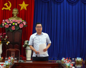 PHÓ CHỦ TỊCH UBND PHƯỜNG BÌNH LONG TRẦN VĂN TUẤN CHỦ TRÌ HỌP TIỂU BAN TUYÊN TRUYỀN BẦU CỬ