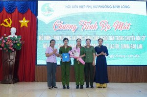 Bình Long ra mắt các mô hình, câu lạc bộ phụ nữ đồng hành với người dân