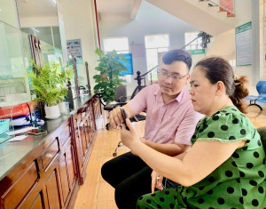NGÂN HÀNG CHÍNH SÁCH XÃ HỘI BÌNH LONG THỰC HIỆN TRIỂN KHAI HIỆU QUẢ GIẢI NGÂN CHO KHÁCH HÀNG BẰNG CHUYỂN KHOẢN