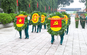 PHƯỜNG BÌNH LONG VIẾNG NGHĨA TRANG LIỆT SĨ NHÂN KỸ NIỆM 79 NĂM NGÀY THƯƠNG BINH LIỆT SĨ