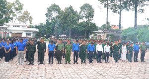 Tuổi trẻ Đồng Nai ra quân chiến dịch tình nguyện hành quân xanh, kỳ nghỉ hồng