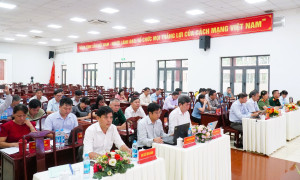 Bình Long hơn 60000 người được quán triệt, bồi dưỡng Luật Quốc phòng, Luật Dân quân tự vệ, Luật giáo dục quốc phòng và an ninh