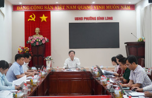 PHƯỜNG BÌNH LONG HỌP THÀNH VIÊN UBND XEM XÉT CÔNG TÁC GIÁO DỤC
