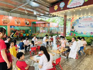 PHƯỜNG BÌNH LONG TRIỂN KHAI KHÁM SỨC KHỎE ĐỊNH KỲ CHO TRẺ EM DƯỚI 6 TUỔI