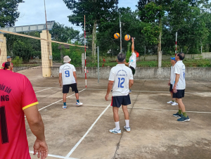 KHU PHỐ BÌNH TÂY TỔ CHỨC GIẢI BÓNG CHUYỀN HƠI CHÀO MỪNG CÁCH MẠNG THÁNG TÁM VÀ QUỐC KHÁNH 2/9