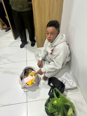 CÔNG AN PHƯỜNG BÌNH LONG BẮT GIỮ ĐỐI TƯỢNG CƯỚP GIẬT TÀI SẢN SAU CHƯA ĐẦY 05 GIỜ GÂY ÁN