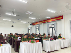 ĐẢNG ỦY CÔNG AN PHƯỜNG BÌNH LONG THAM GIA HỘI NGHỊ NGHIÊN CỨU, HỌC TẬP, QUÁN TRIỆT VÀ TRIỂN KHAI THỰC HIỆN CÁC NGHỊ QUYẾT, CHỈ THỊ CỦA BỘ CHÍNH TRỊ