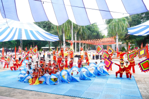 Bình Long hân hoan không khí ngày khai giảng năm học mới và đón học sinh đầu cấp