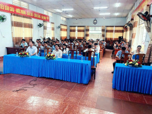 ĐẢNG ỦY XÃ BÌNH MINH TỔ CHỨC TẬP HUẤN ỨNG DỤNG “SỔ TAY ĐẢNG VIÊN ĐIỆN TỬ”