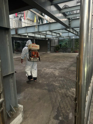 Phun hóa chất dập dịch diện rộng phòng, chống dịch bệnh Sốt xuất huyết