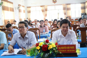 ĐẢNG ỦY XÃ BÌNH MINH TỔ CHỨC HỘI NGHỊ BÁO CÁO NHANH KẾT QUẢ HỘI NGHỊ LẦN THỨ 13 BAN CHẤP HÀNH TRUNG ƯƠNG ĐẢNG