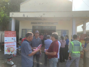 Xã Bình Minh triển khai công tác hỗ trợ hộ kinh doanh chuyển đổi sang phương pháp kê khai và hướng dẫn nộp thuế sử dụng đất phi nông nghiệp