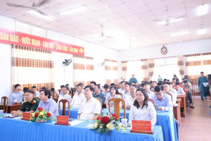 ĐÓN QUÂN NHÂN HOÀN THÀNH NGHĨA VỤ QUÂN SỰ VÀ NGHĨA VỤ THAM GIA CAND XUẤT NGŨ TRỞ VỀ ĐỊA PHƯƠNG