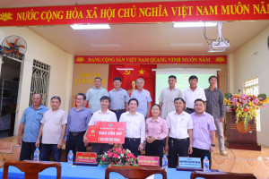 GIAO VỐN QUỸ HỖ TRỢ NÔNG DÂN THỰC HIỆN PHƯƠNG ÁN “ NUÔI CÁ NƯỚC NGỌT” TRÊN ĐỊA BÀN XÃ BÌNH MINH