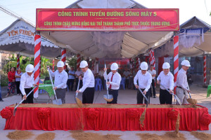 XÃ BÌNH MINH KHỞI CÔNG TUYẾN ĐƯỜNG SÔNG MÂY 5, ẤP SÔNG MÂY CHÀO MỪNG ĐỒNG NAI TRỞ THÀNH THÀNH PHÓ TRỰC THUỘC TW