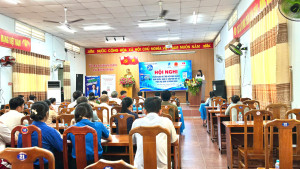 HỘI NGHỊ TRIỂN KHAI HỖ TRỢ HỘ KINH DOANH, BÁN BUÔN BÁN LẺ CHUYỂN ĐỔI SỐ