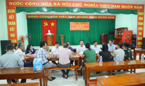 Lãnh đạo UBND phường Bình Phước trao đổi, gặp gỡ Nhân dân qua “Buổi sáng với Nhân dân” tại nhà văn hóa khu phố Tiến Hưng 3