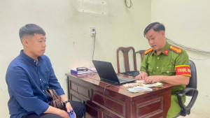 Bình Phước: nhặt được hơn 11 triệu đồng tại cây ATM nam thanh niên chủ động trình báo công an trả lại người đánh rơi