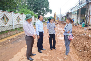 Phường Bình Phước: Nhiều tuyến đường ngõ, hẻm được được nâng cấp, mở rộng từ sự đồng thuận hiến đất của Nhân dân