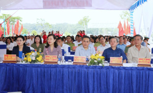 Phatdongtrongcay 1