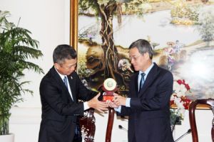 ​Chủ tịch UBND tỉnh Đinh Quốc Thái: Phải lấy chỉ số hài lòng của người dân làm thước đo cải cách thủ tục hành chính