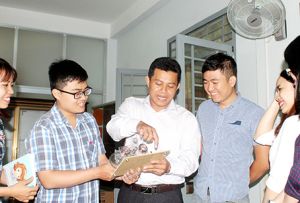 ​Giảng viên trẻ mê sáng tạo