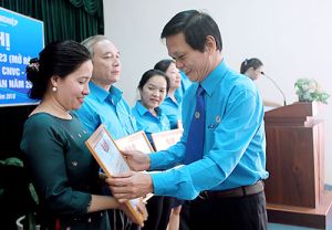 Các Công đoàn cấp trên cơ sở đại hội, tổng kết hoạt động năm 2017