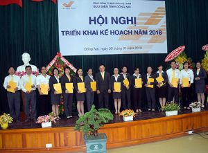 Năm 2018: Bưu điện tỉnh phấn đấu đạt tổng doanh thu hơn 447 tỷ đồng