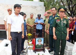 Truy điệu và an táng hài cốt liệt sĩ Hoàng Bá Cường