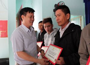 Tấm lòng công nhân Đồng Nai với người dân vùng bão lũ