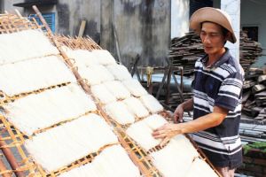 ​Sản xuất hàng đặc sản vào mùa