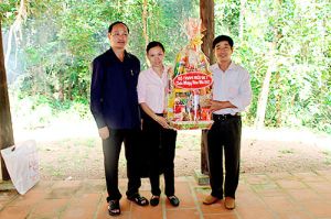Xuân này trên quê hương Phú Lý anh hùng