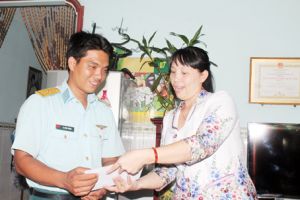 Nhiều hoạt động chăm lo tết