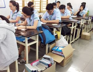 ​Áp lực bủa vây học sinh