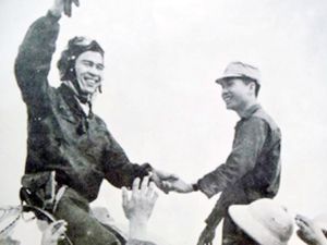 ​Kỷ niệm 43 năm Ngày Giải phóng miền Nam, thống nhất đất nước (30-4-1975 - 30-4-2018): Gặp phi công bắn hạ nhiều máy bay Mỹ
