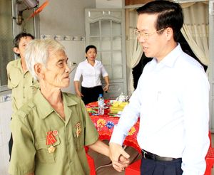 ​Coi trọng điển hình cơ sở