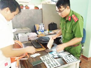 ​Triệt phá băng nhóm cướp giật