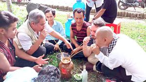 Dự lễ hội Sayangva ở Vĩnh Cửu