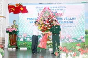 Trại sáng tác về lực lượng vũ trang và chiến tranh cách mạng ở Đồng Nai