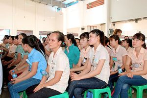 Hỗ trợ pháp lý cho lao động nữ nhập cư