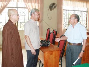 ​Cử tri quan tâm nhiều vấn đề “nóng”