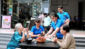 Quán cơm nhân ái…