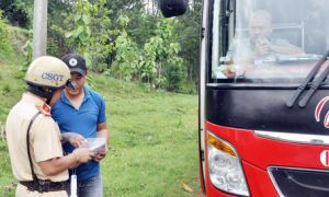 ​Tăng cường kiểm tra xe chở khách