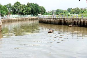 “Hồi sinh” dòng suối Săn Máu