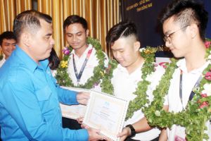 ​Bồi dưỡng kiến thức, kỹ năng khởi nghiệp cho sinh viên